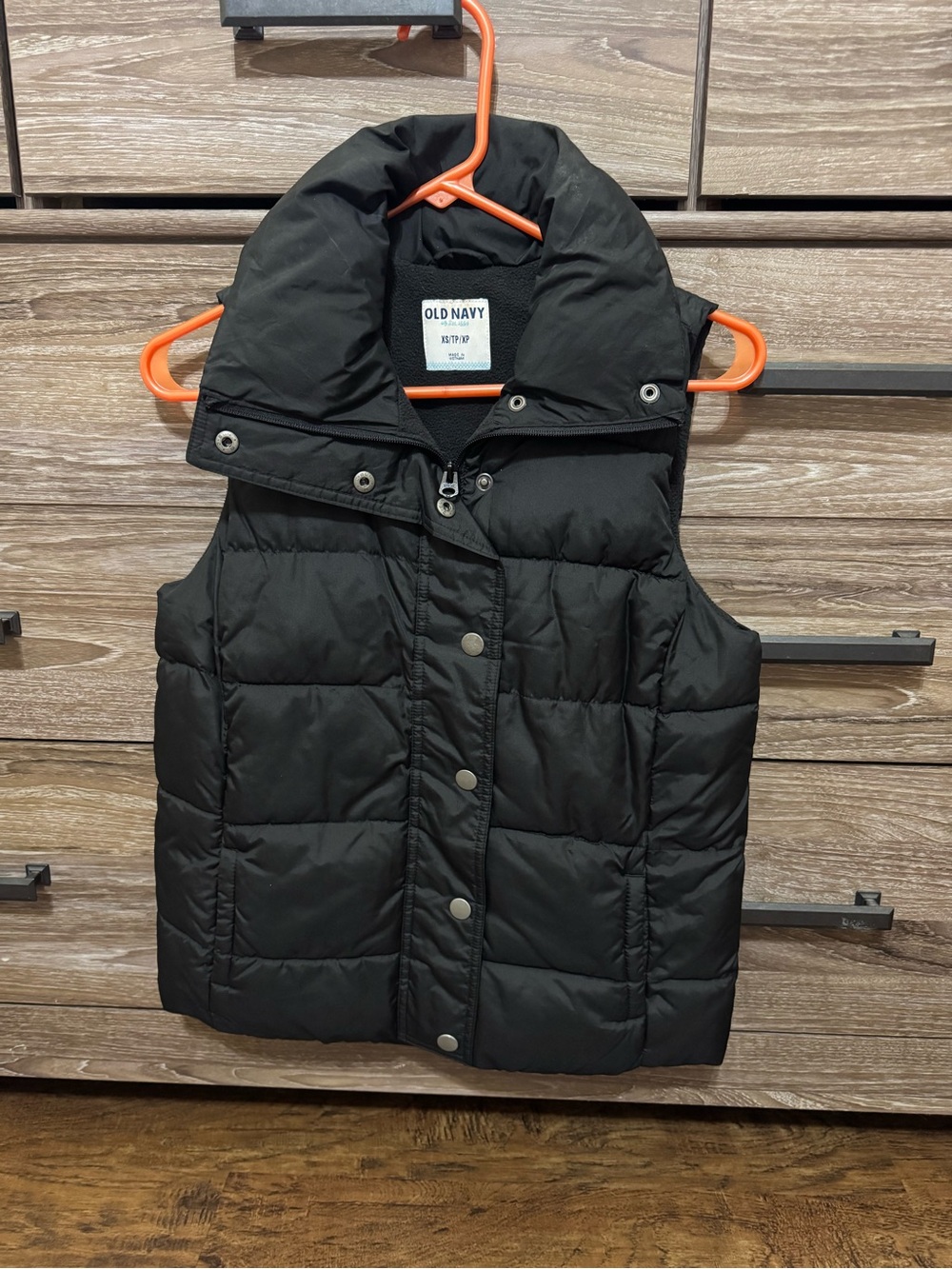 Old Navy Kids Black Quilted Puffer Vest